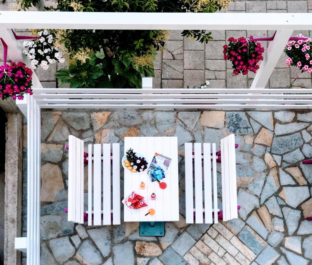 קסאמיל Family Hotel Haruni מראה חיצוני תמונה