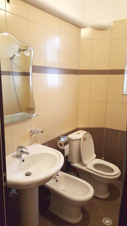 קסאמיל Family Hotel Haruni מראה חיצוני תמונה